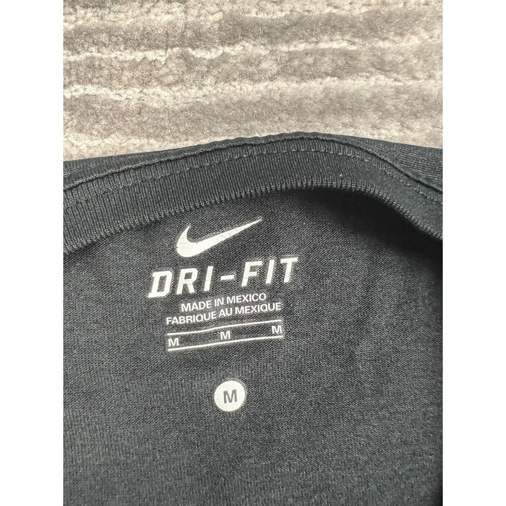 Nike Shirt Women Medium Black Dri-FIT Long Sleeve Athletic Crew Neck Swoosh Logo